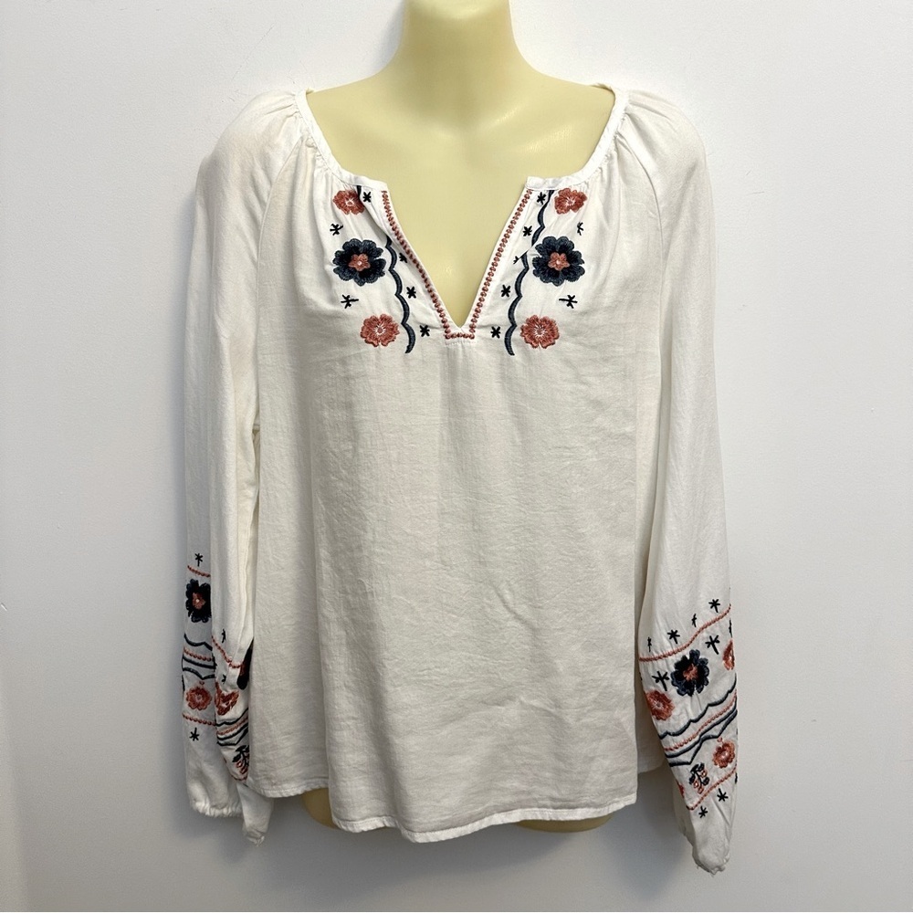 CHARLIE B White Blouse with Navy and Pink Embroidery